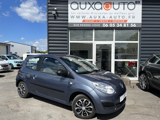 Renault Twingo 1.5 DCI 65ch 2010 - vue 3