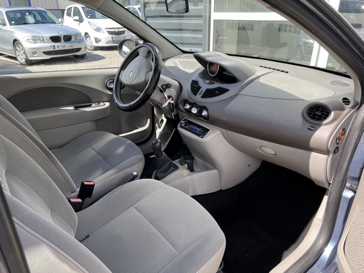 Renault Twingo 1.5 DCI 65ch 2010 - vue 5