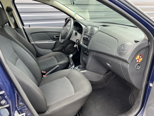 Dacia Logan 1.2 75 Ch 2014 - vue 9