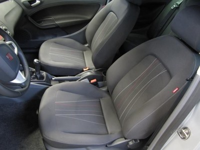 SEAT Ibiza 1,6 TDI Style 2012 - vue 4