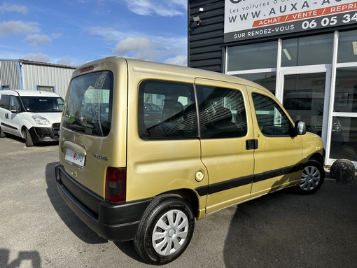 Peugeot Partner 1.4 75 Ch 2003 - vue 3