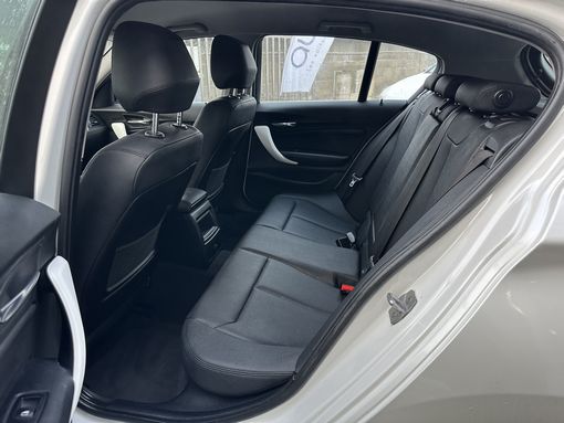 BMW 118I urban line 2017 - vue 10