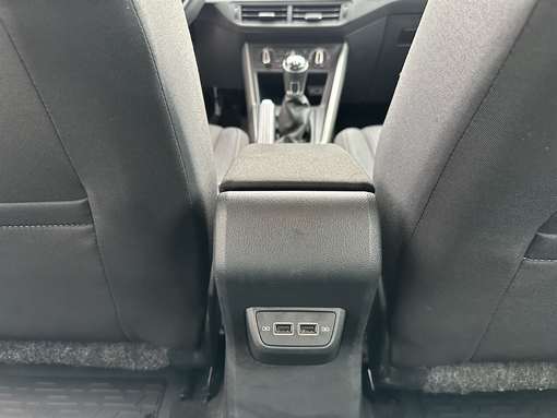 Volkswagen Polo 1.0 Tsi 95 Ch 2019 - vue 11