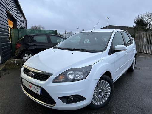 Ford Focus 1.6 TDCI 110 Ch 2010 - vue 5