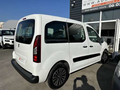 Peugeot Partner 1.6 HDI 75 Ch active 2013 - vue 2