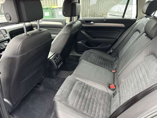 Volkswagen Passat Variant Dsg 1.6 TDI 120 Ch 2016 - vue 10