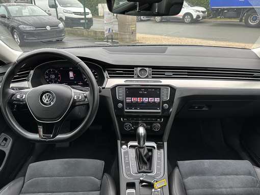 Volkswagen Passat Variant Dsg 1.6 TDI 120 Ch 2016 - vue 13