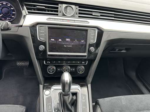 Volkswagen Passat Variant Dsg 1.6 TDI 120 Ch 2016 - vue 15
