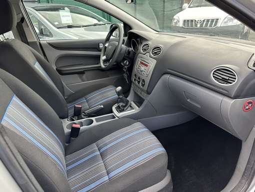 Ford Focus Clipper 1.6 TDCI 110 2009 - vue 9