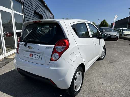 Chevrolet Spark 1.0 68ch 2014 - vue 4