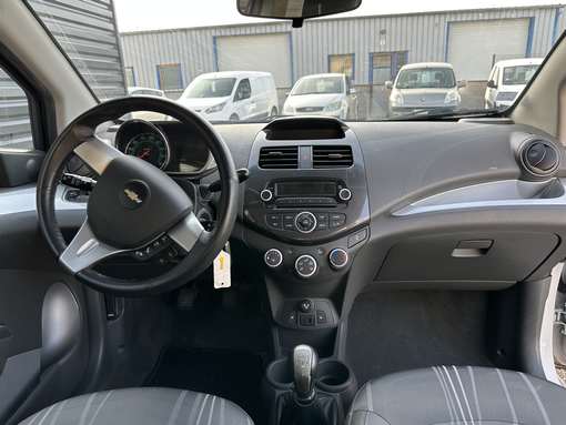 Chevrolet Spark 1.2 82 Ch 2014 - vue 9