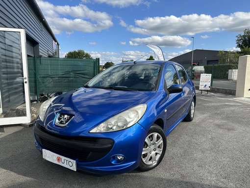 Peugeot 206 + 1.4 75 Ch 2010 - vue 5