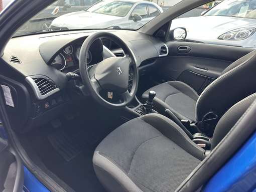 Peugeot 206 + 1.4 75 Ch 2010 - vue 7