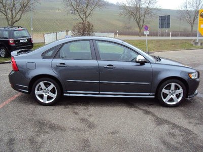 Volvo Volvo S40 2.0D 2010 - vue 2