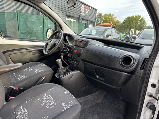 Fiat Qubo 1.4 75 Ch 2014 - vue 10