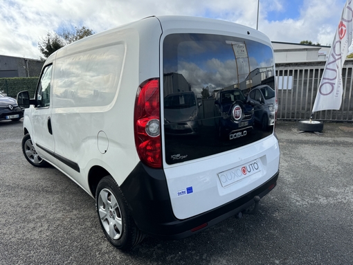 Fiat Doblo 1.6 105 Ch 2014 - vue 2