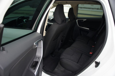 Volvo Volvo Xc60 2.4 D 2010 - vue 5