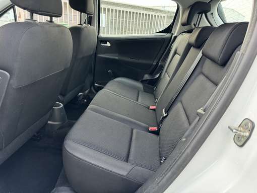 Peugeot 207 1.6 92 Ch 98g 2011 - vue 8