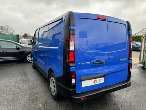 Renault Trafic 1.6 115 Ch L1H1 2016 - vue 3