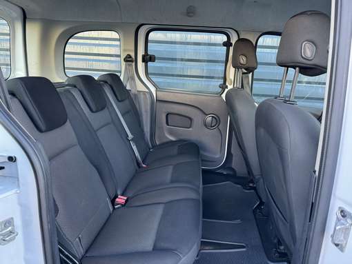 Renault Kangoo 1.5 DCI 75 Ch zen 2014 - vue 10