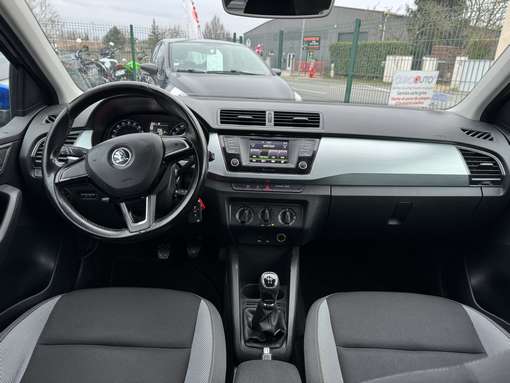 Skoda Fabia 1.4 90 Ch TDI exclusive 2016 - vue 8