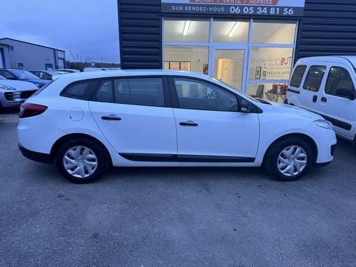 Renault Megane Iii 1.5 DCI 90 Ch Estate 2012 - vue 5