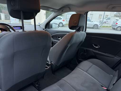 Renault Megane Iii 1.5 DCI 90 Ch Estate 2012 - vue 7