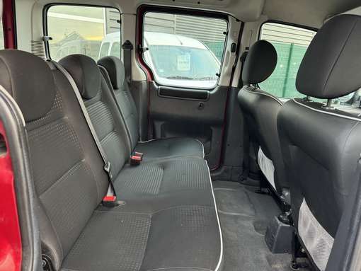 Peugeot Partner 2.0 HDI 90 Ch relax 2005 - vue 6
