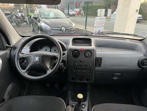 Peugeot Partner 2.0 HDI 90 Ch relax 2005 - vue 8