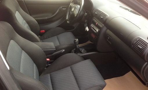 SEAT Leon 1.9 TDI 110ch 2003 - vue 5
