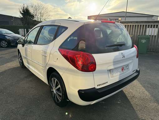 Peugeot 207 SW 1.6 92 Ch 2011 - vue 2