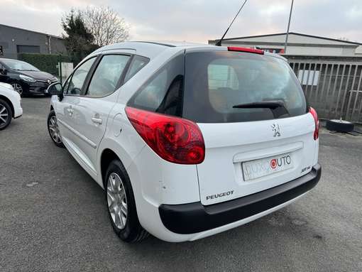 Peugeot 207 SW 1.6 92 Ch 2011 - vue 3