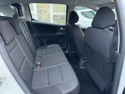 Peugeot 207 SW 1.6 92 Ch 2011 - vue 7