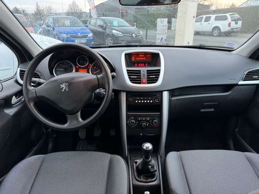 Peugeot 207 SW 1.6 92 Ch 2011 - vue 9