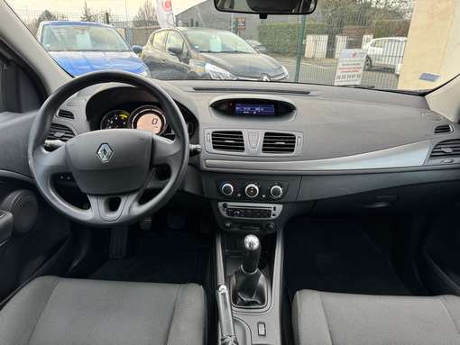 Renault Megane Iii 1.5 DCI 90 Ch Estate 2012 - vue 11