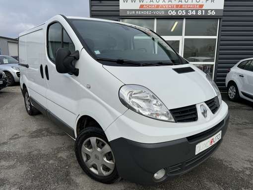 Renault Trafic 2.0 DCI 90 Ch 2013 - vue 4