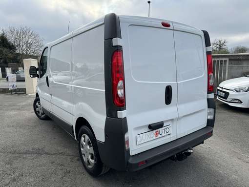 Renault Trafic 2.0 DCI 90 Ch 2013 - vue 5