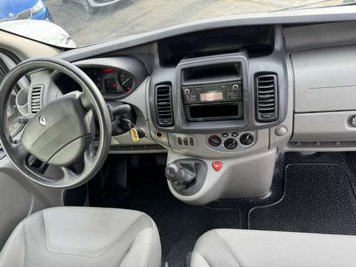 Renault Trafic 2.0 DCI 90 Ch 2013 - vue 10