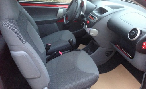 Peugeot 107 1.0 2007 - vue 4