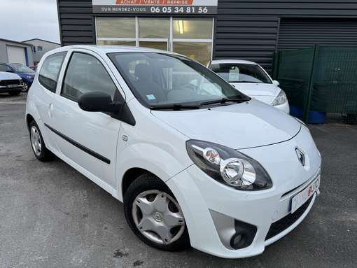Renault Twingo 1.5 DCI 75 Ch expression 2011 - vue 3