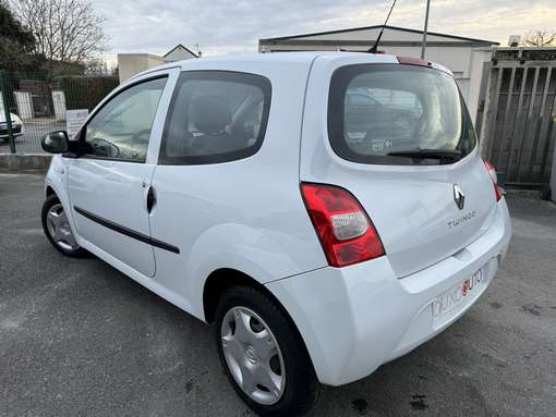 Renault Twingo 1.5 DCI 75 Ch expression 2011 - vue 4
