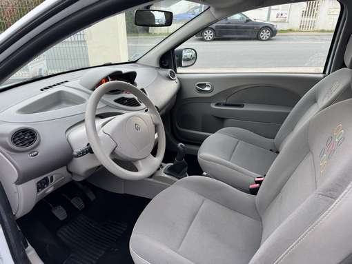 Renault Twingo 1.5 DCI 75 Ch expression 2011 - vue 5