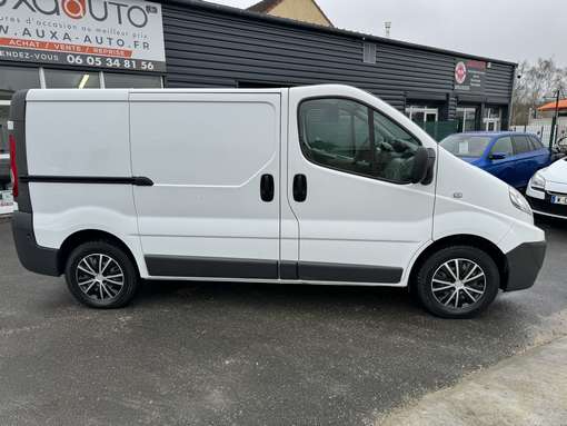 Renault Trafic 2.0 DCI 90 Ch 2013 - vue 5