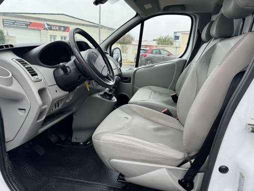 Renault Trafic 2.0 DCI 90 Ch 2013 - vue 8