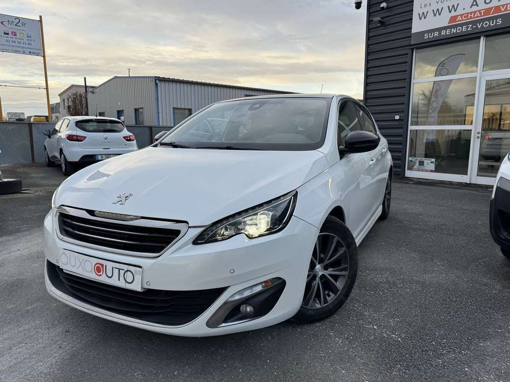 Peugeot 308 1.6 HDI 115 Ch gt line 2018 - vue 6