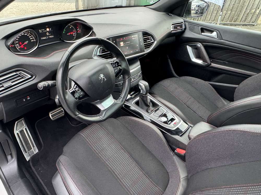 Peugeot 308 1.6 HDI 115 Ch gt line 2018 - vue 8