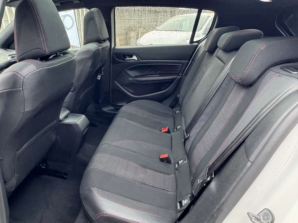 Peugeot 308 1.6 HDI 115 Ch gt line 2018 - vue 9