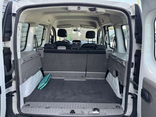 Renault Kangoo 1.5 DCI 90 Ch 2009 - vue 7