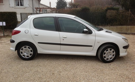 Peugeot 206 1.4 Ess Trendy 2007 - vue 2