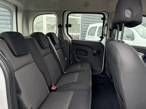 Renault Kangoo 1.5 DCI 75 zen 2015 - vue 11